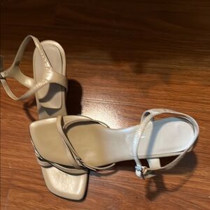 Nine West ladies tan slip ons